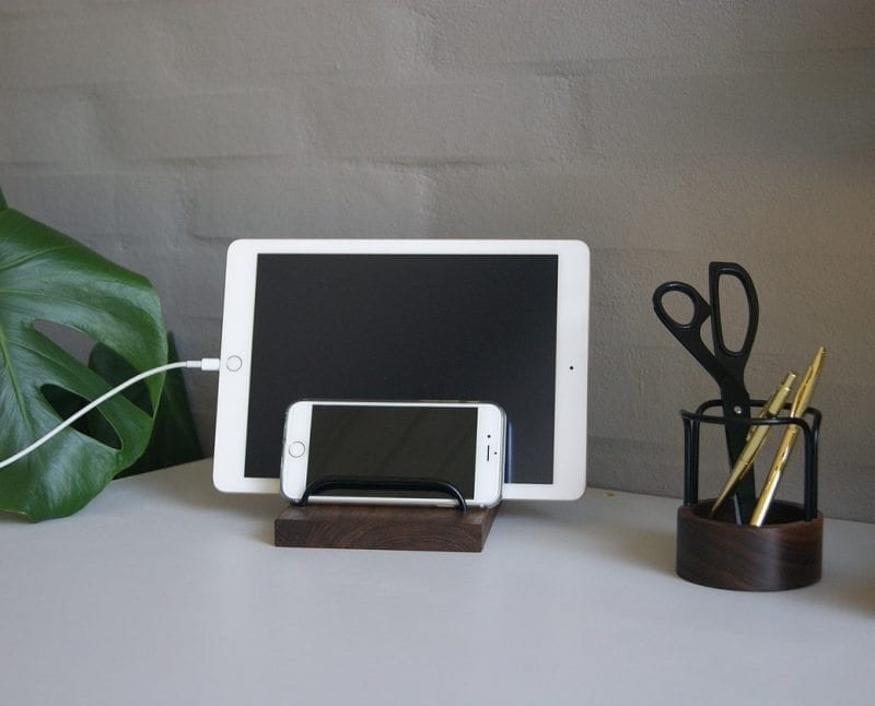 blyantholder - pen up - pen holder - kontorartikler - dansk design - dot aarhus